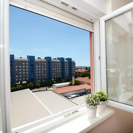 アパート Vacation In - Mirna