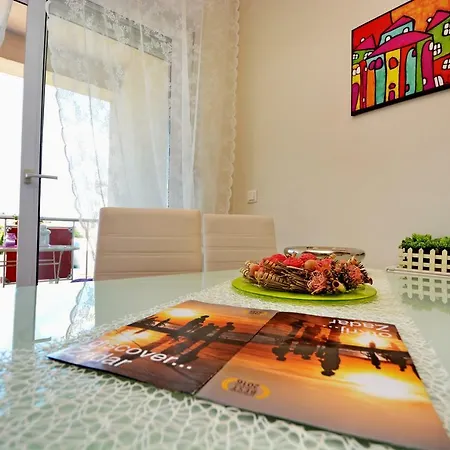 Vacation In - Mirna Apartmán