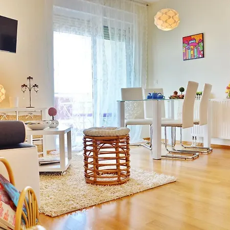 Vacation In - Mirna Apartmán