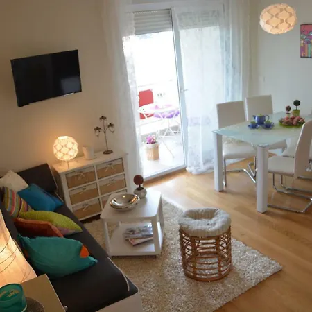 Vacation In - Mirna Apartmán