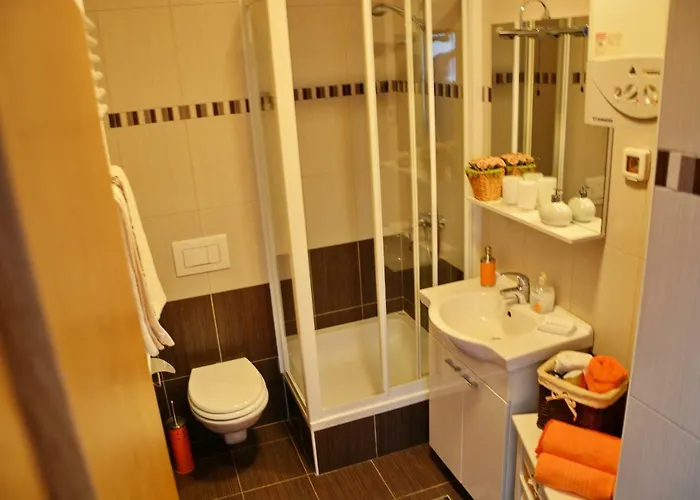 Vacation In - Mirna *